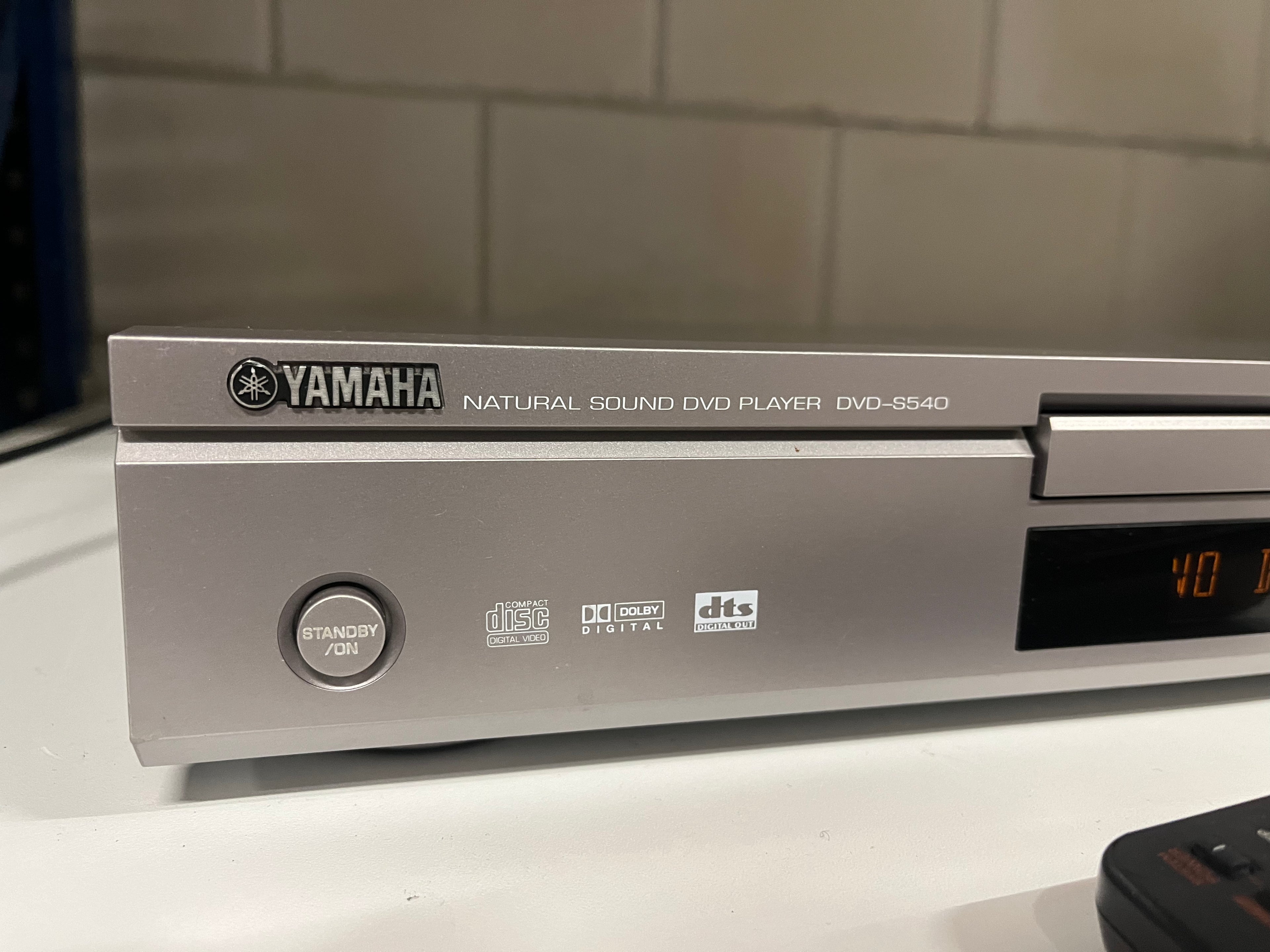 Yamaha DVD-S540