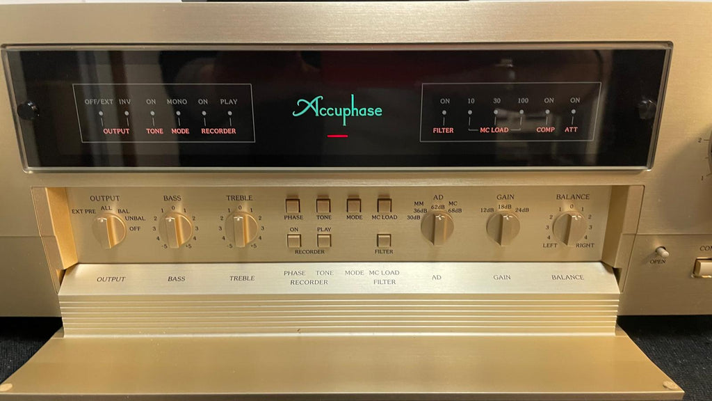 Accuphase C-2410