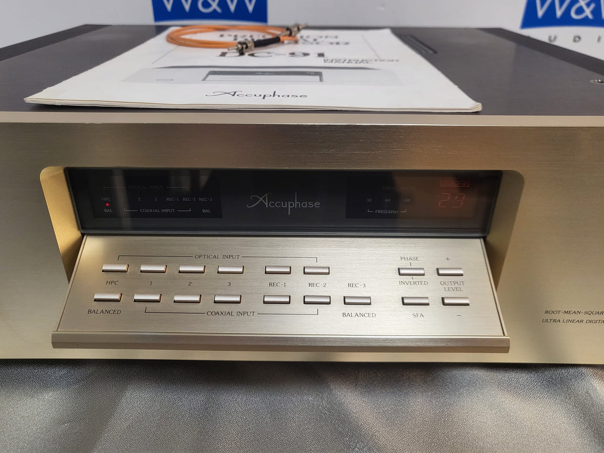 Accuphase DC-91