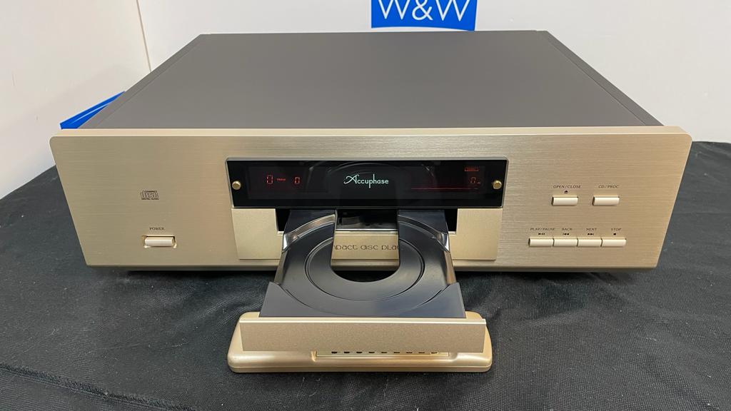Accuphase DP-67