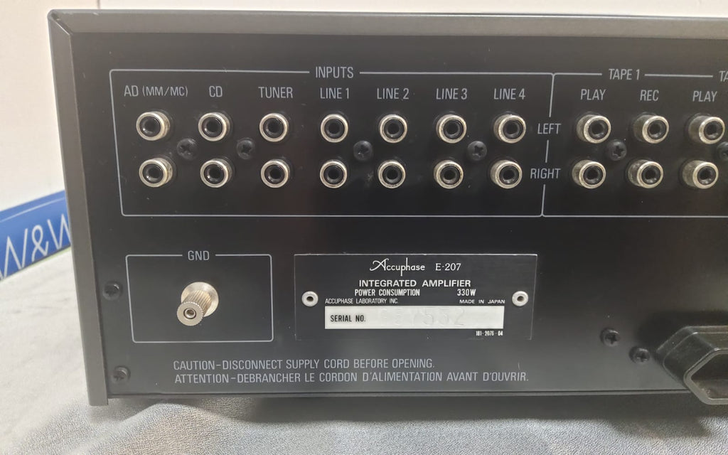 Accuphase E-207