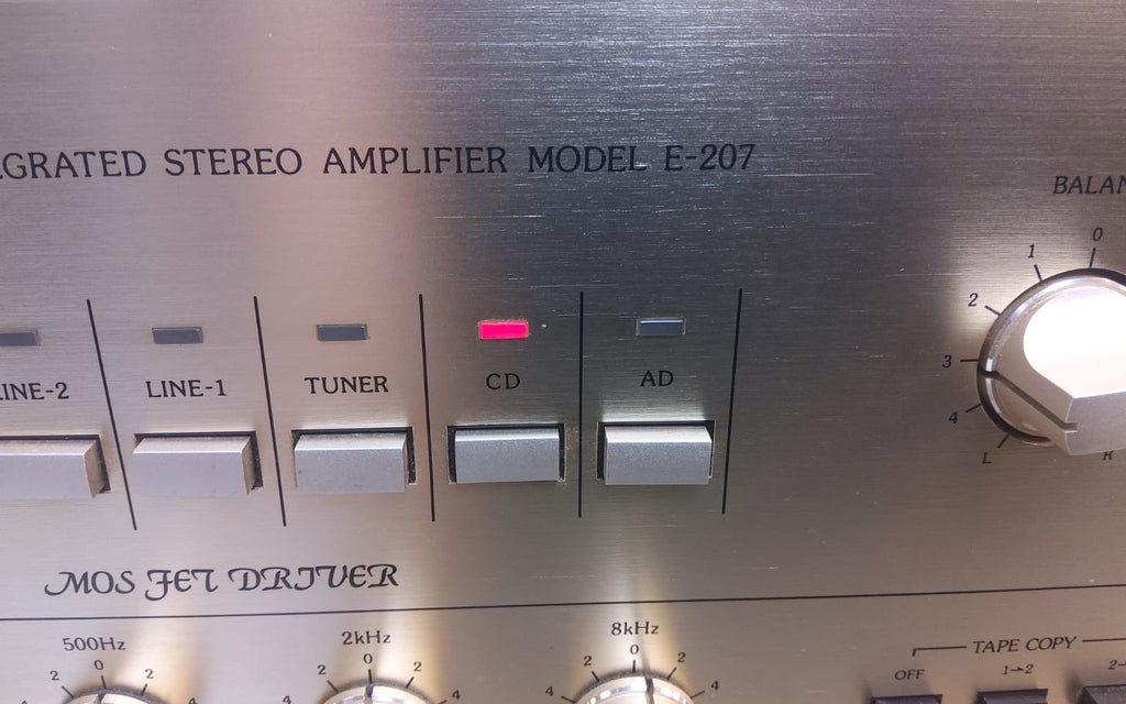 Accuphase E-207