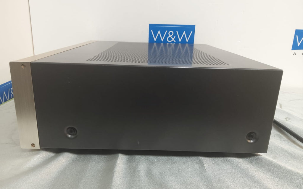 Accuphase E-207