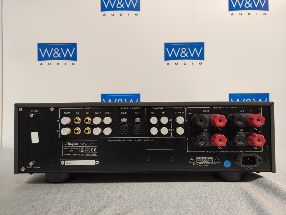 Accuphase E-250