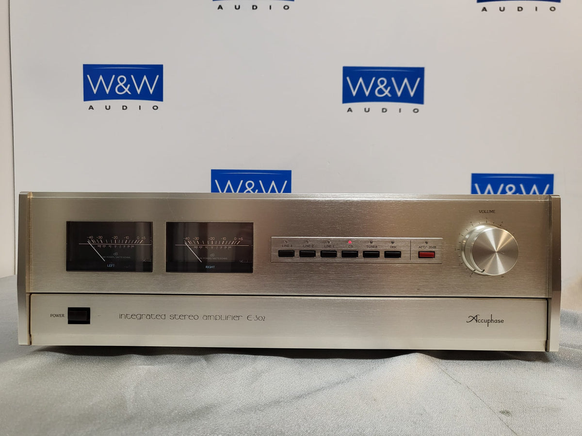 Accuphase E-302