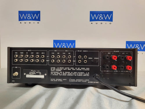 Accuphase E-302