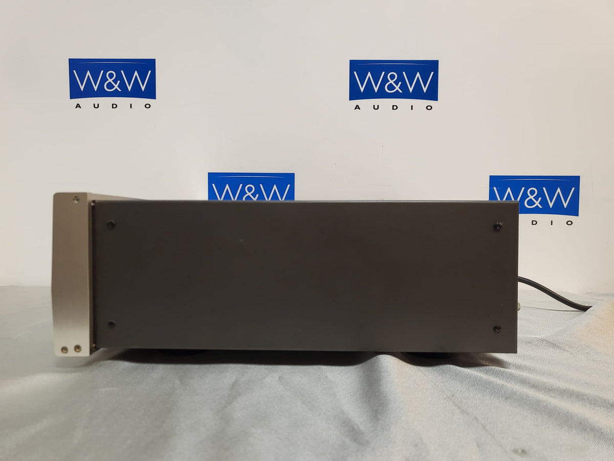 Accuphase E-302