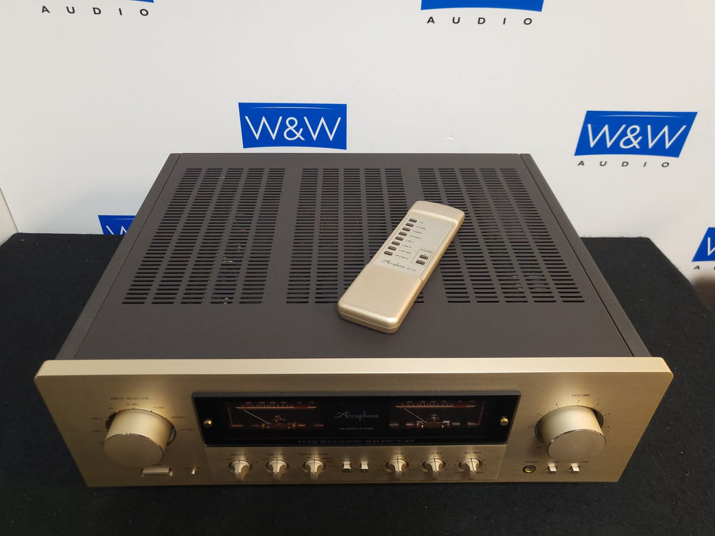 Accuphase E-407