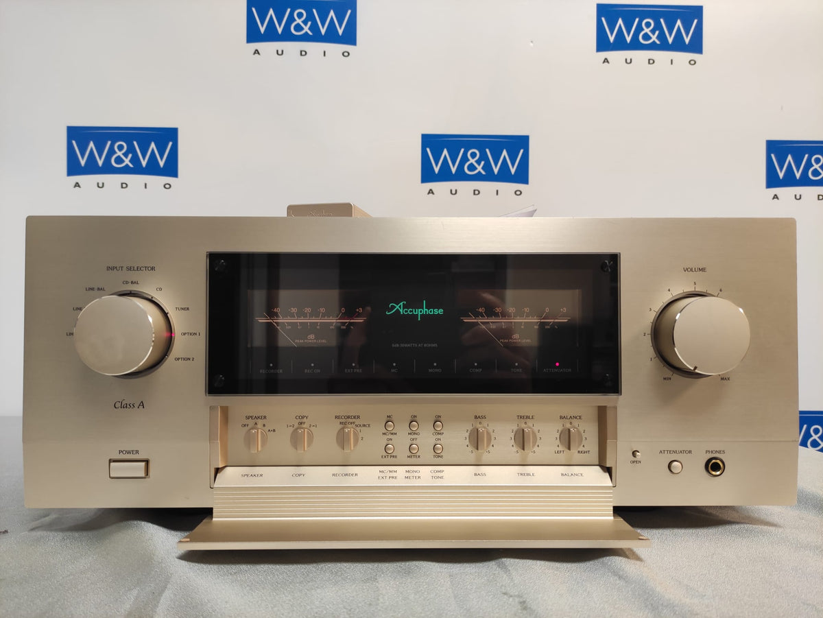 Accuphase E-550