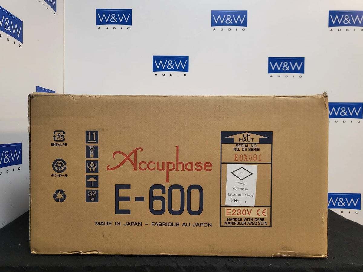 Accuphase E-600