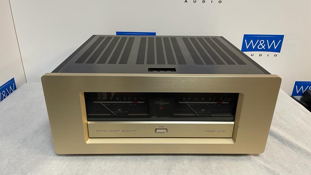 Accuphase P-550