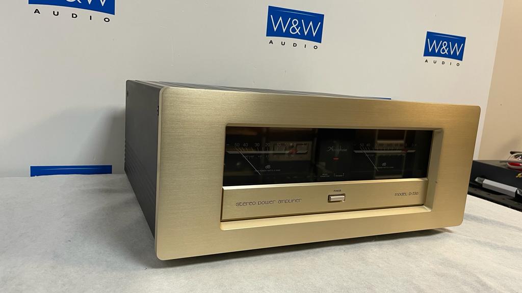 Accuphase P-550