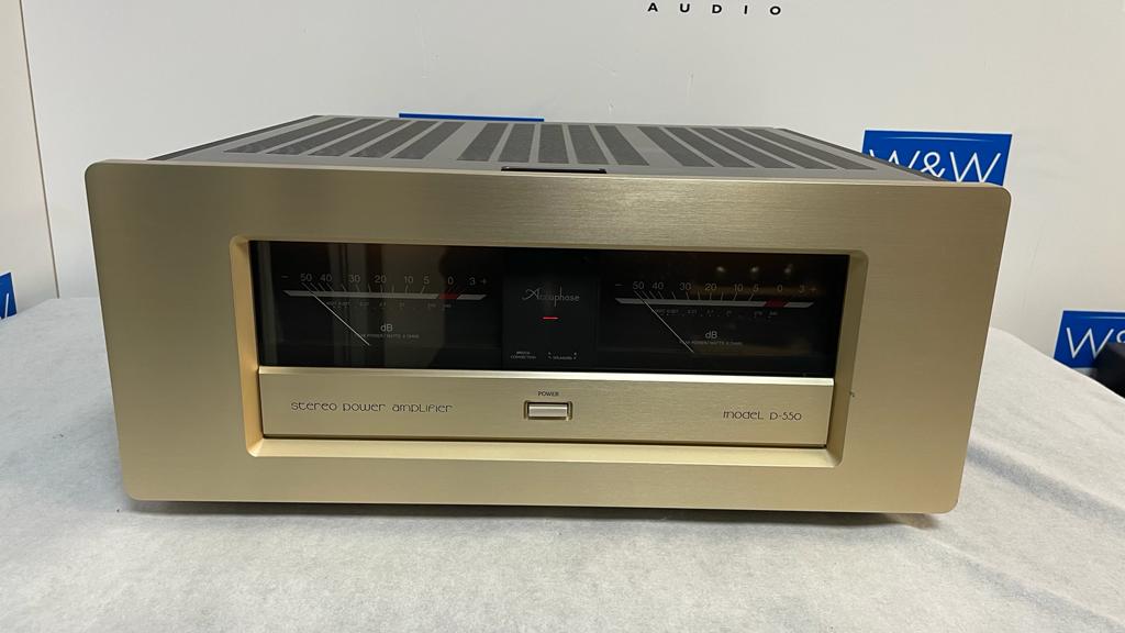 Accuphase P-550