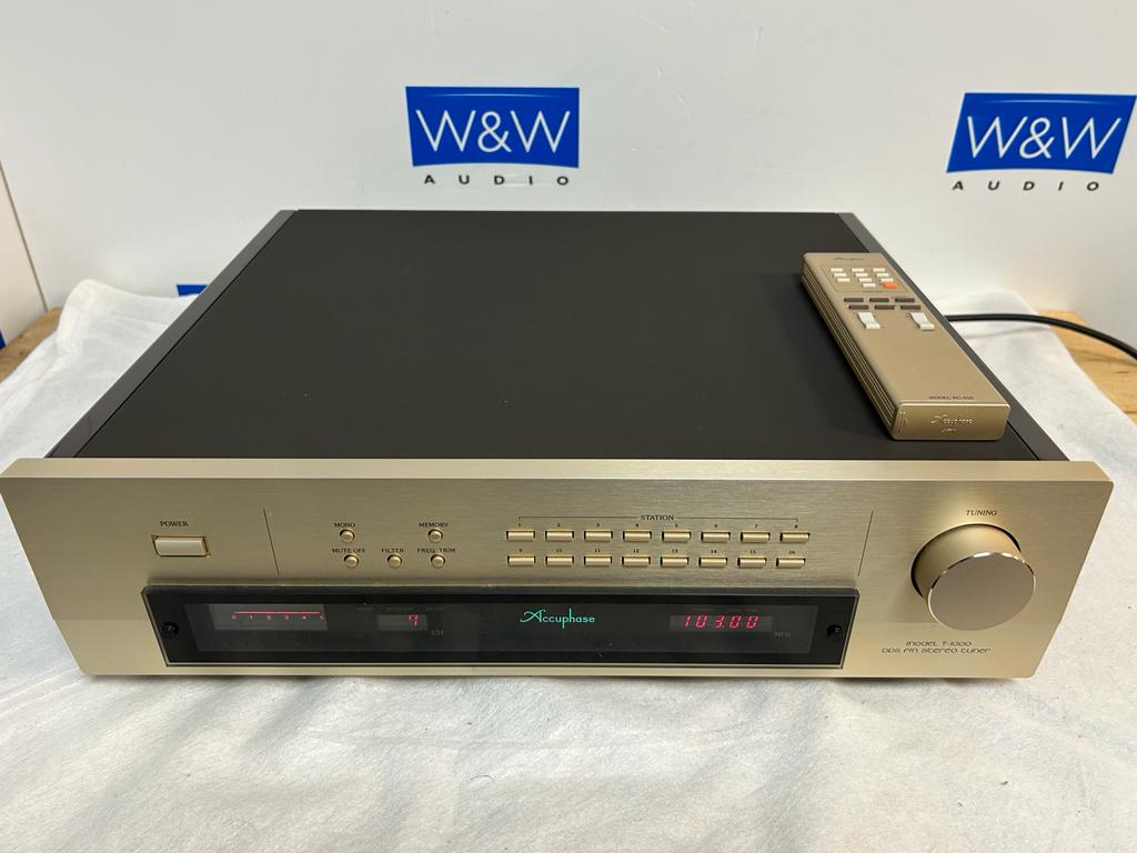 Accuphase T-1000