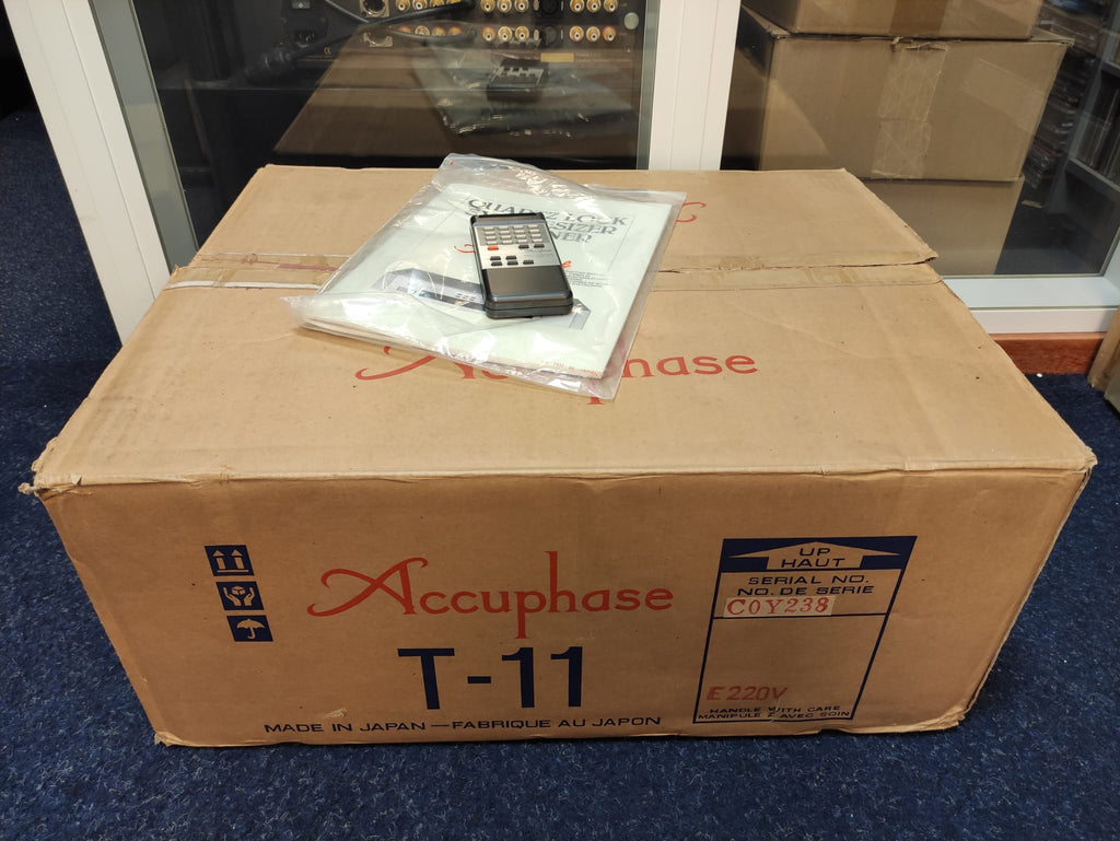 Accuphase T-11