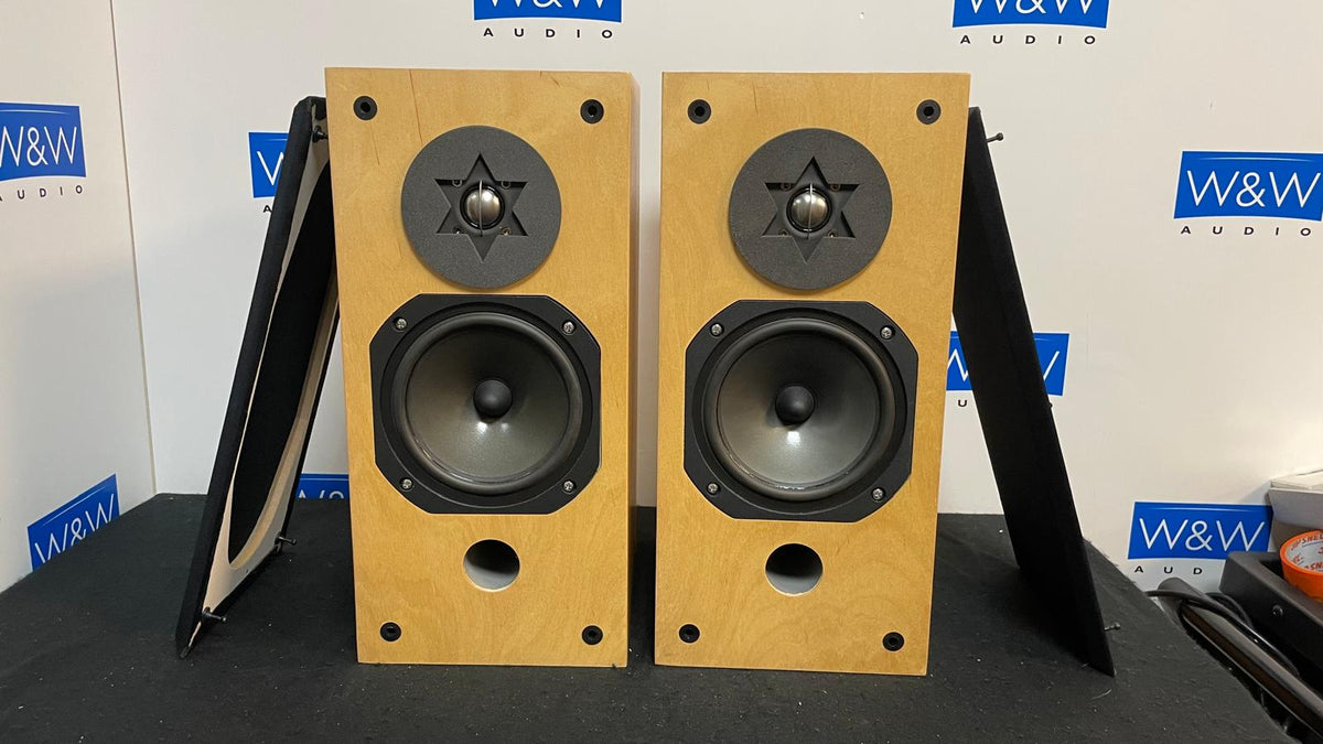 Art Speak speakers last edition