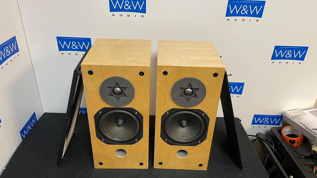Art Speak speakers last edition