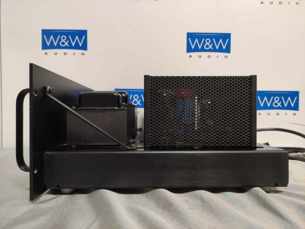 Audio Research D-70