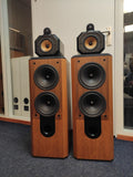 Bowers and Wilkins 802 S3