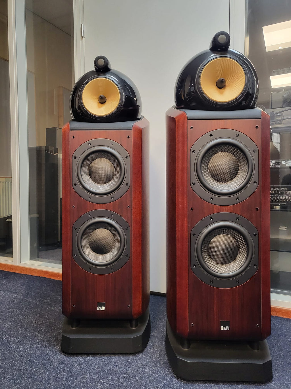 Bowers And Wilkins 802D