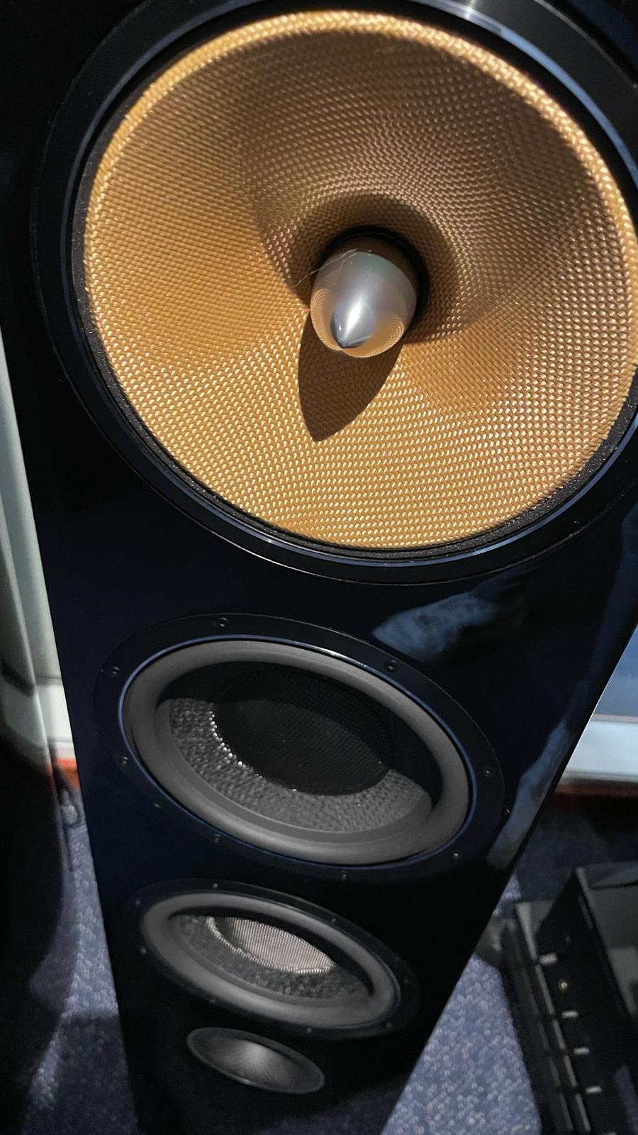 Bowers And Wilkins 804 D2