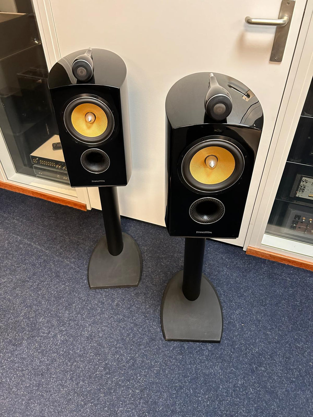 Bowers And Wilkins 805 D2