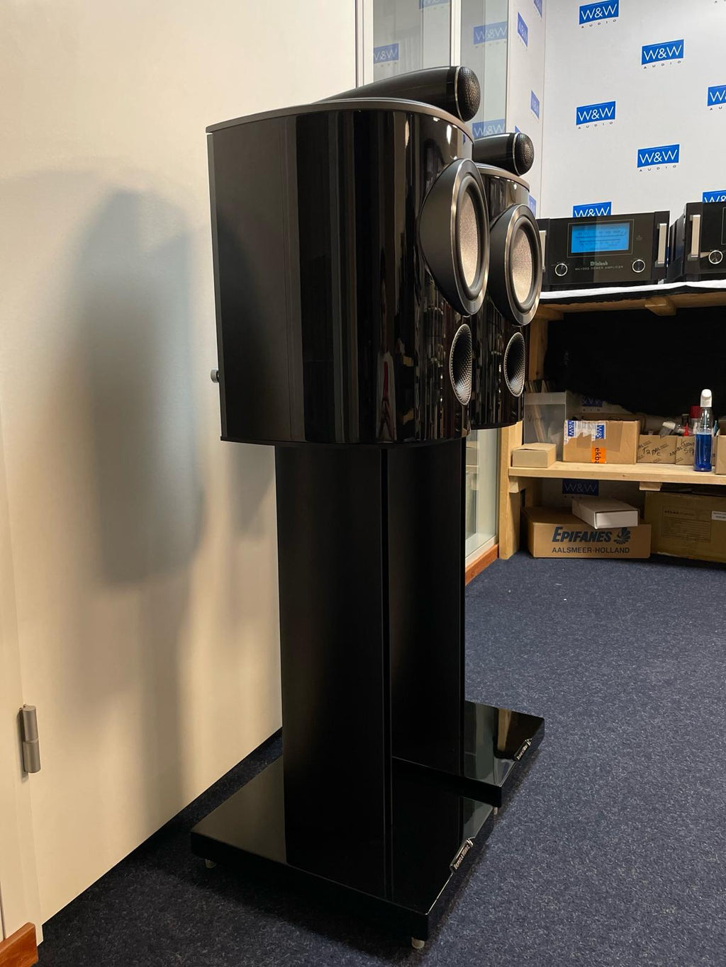 Bowers And Wilkins 805 D4