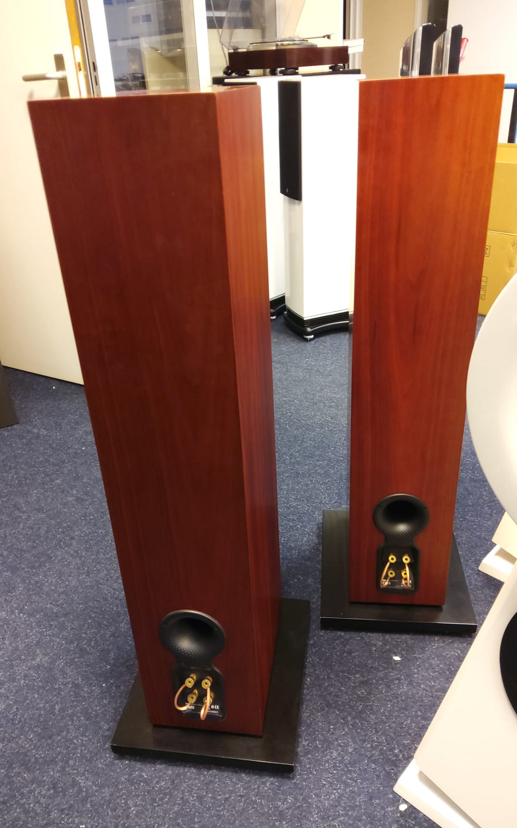 Bowers And Wilkins CM9