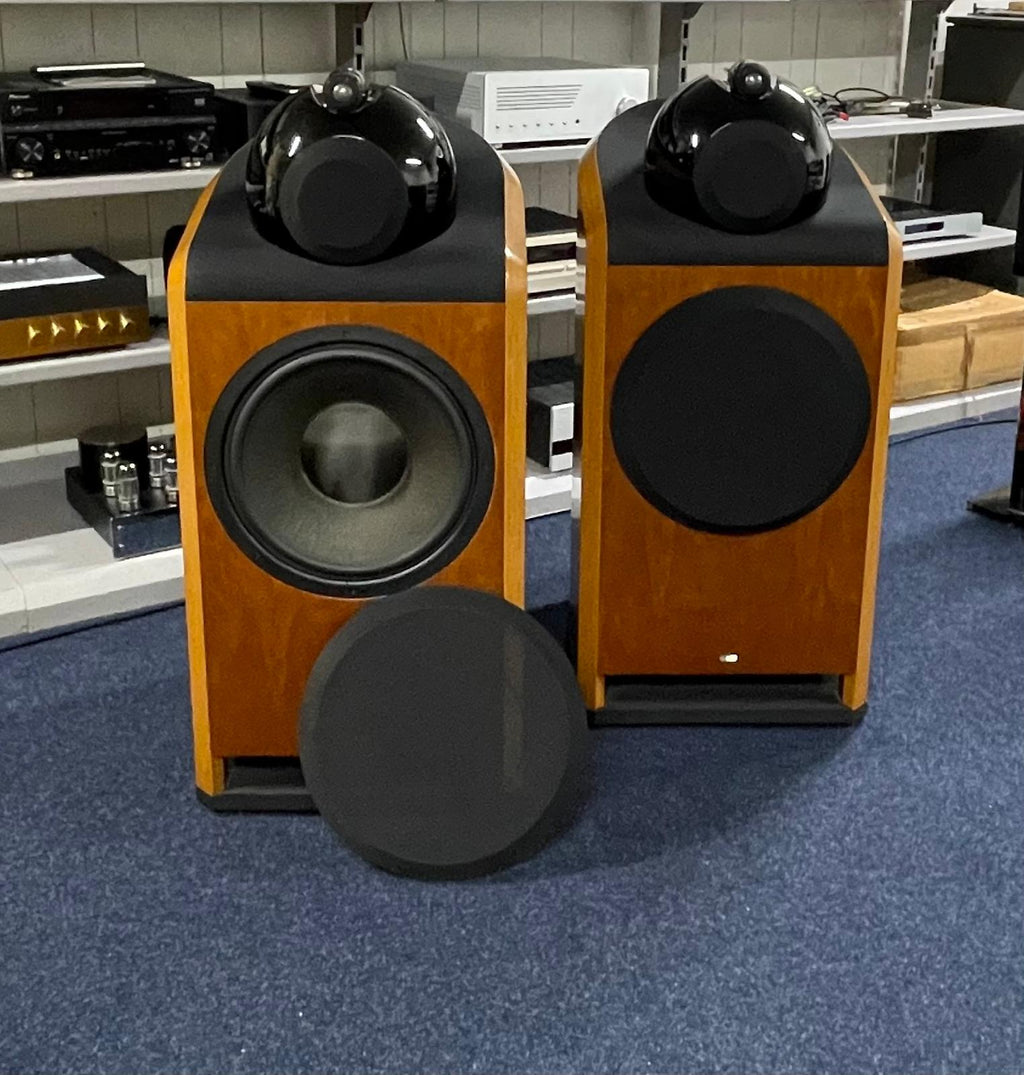 Bowers and Wilkins Nautilus 801