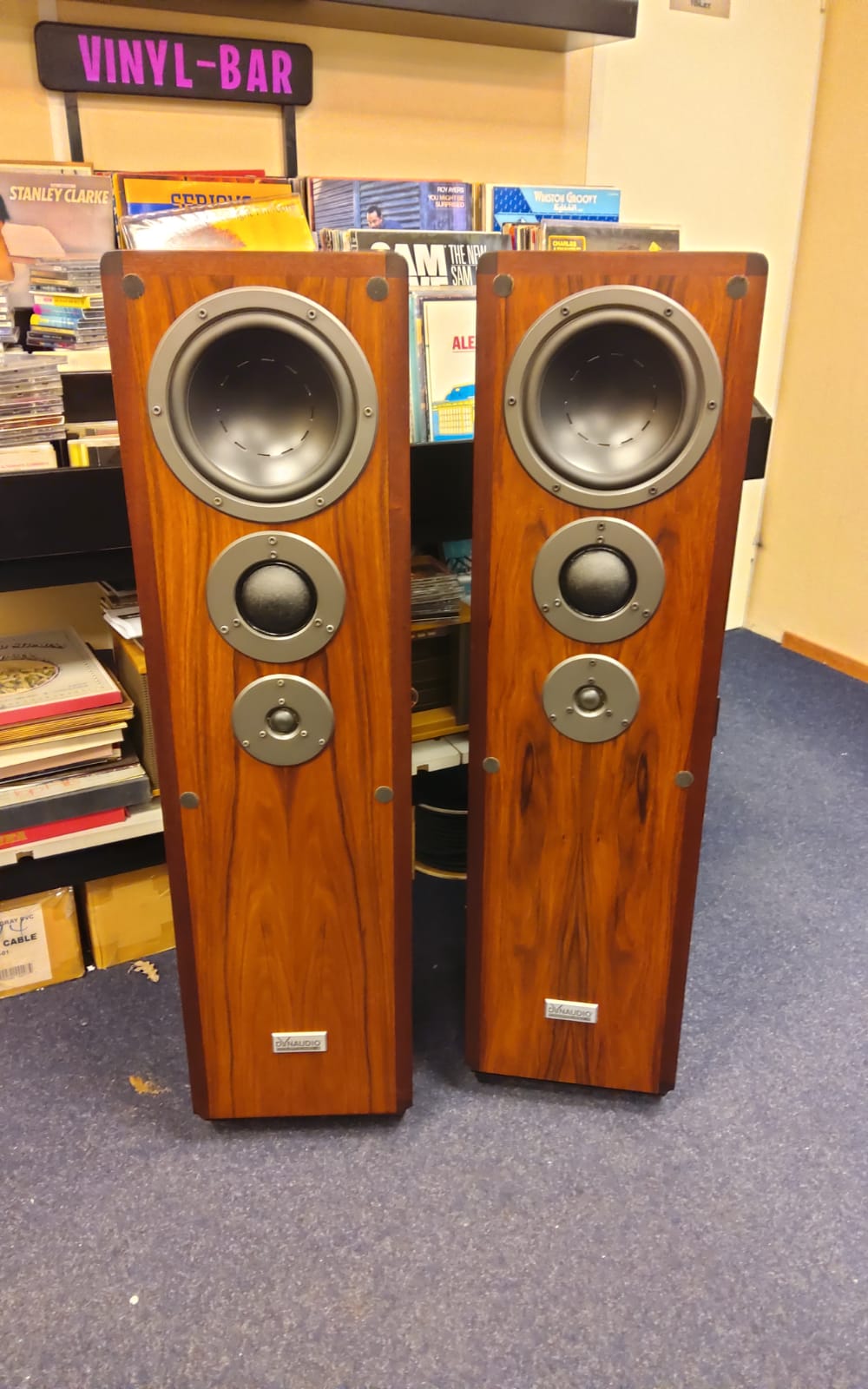 Dynaudio Compound 4