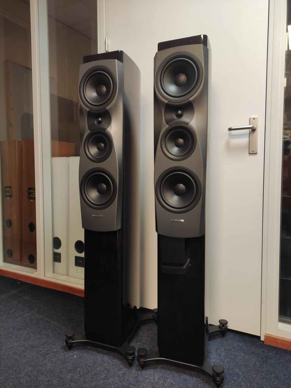 Dynaudio Confidence 30