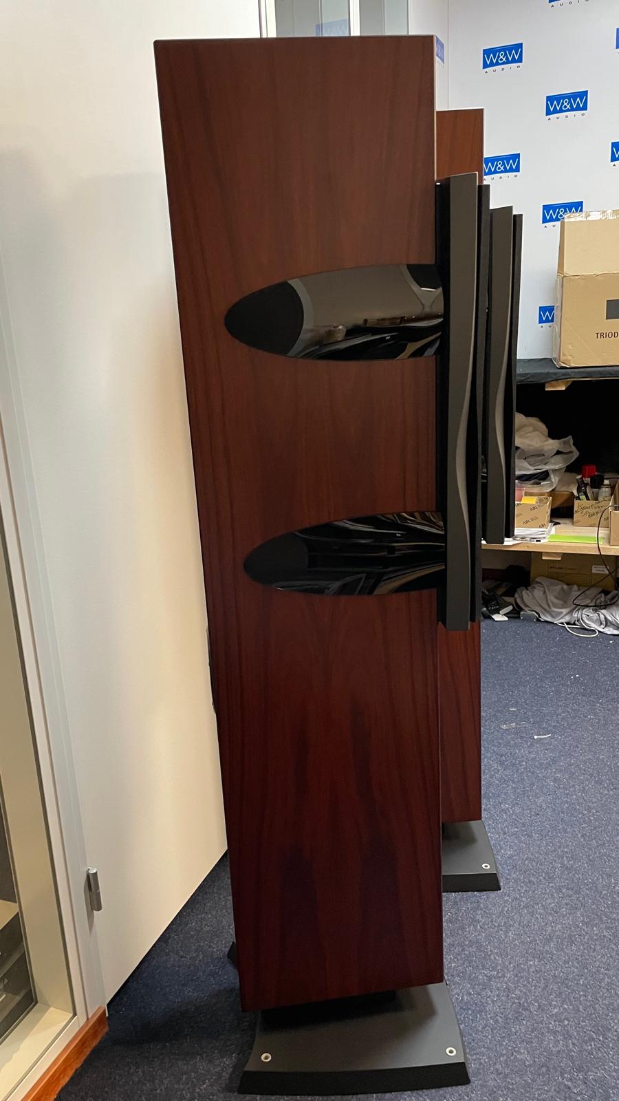 Dynaudio Confidence C2