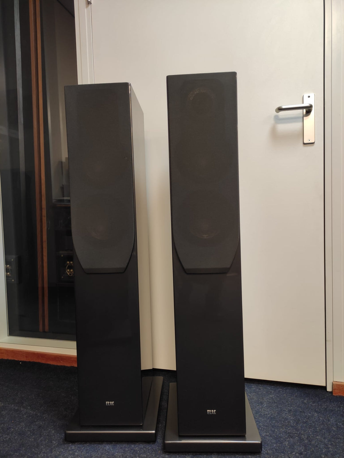 Elac FS 210 CE (Crystal Edition)