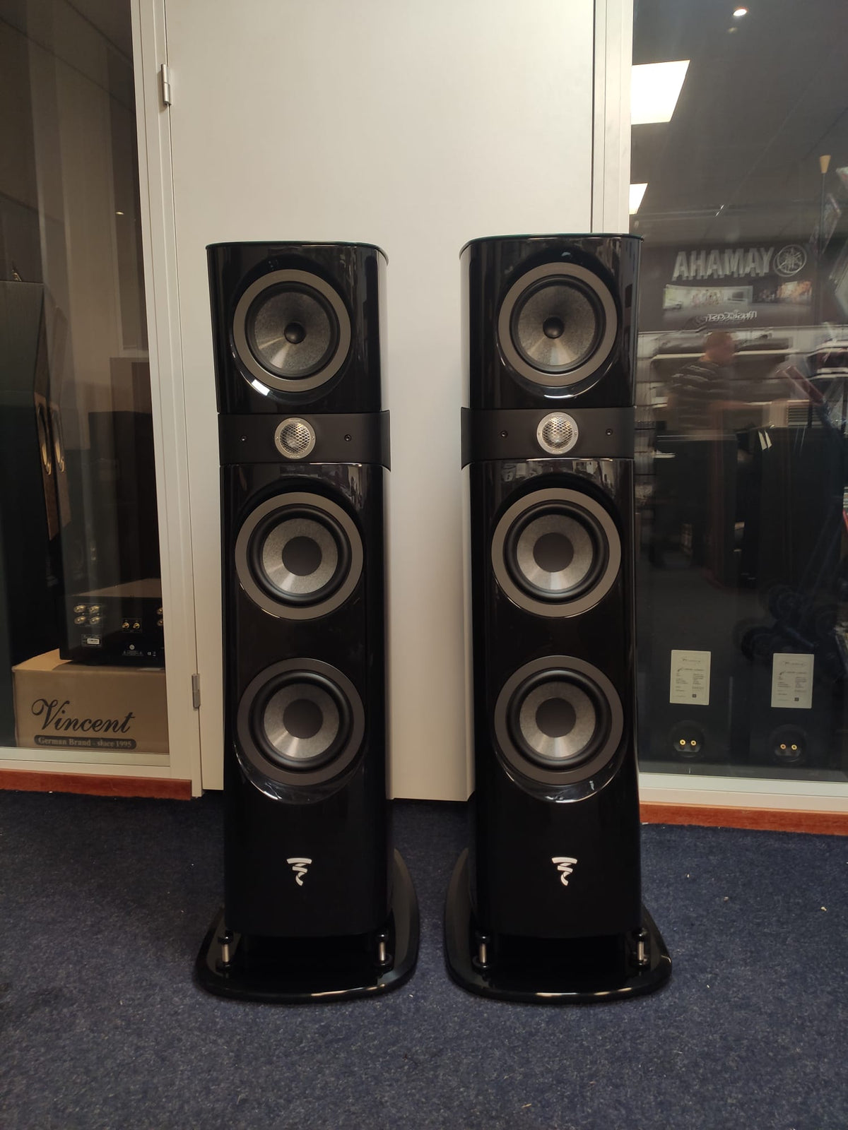Focal Sopra No 2 Smoked Oak