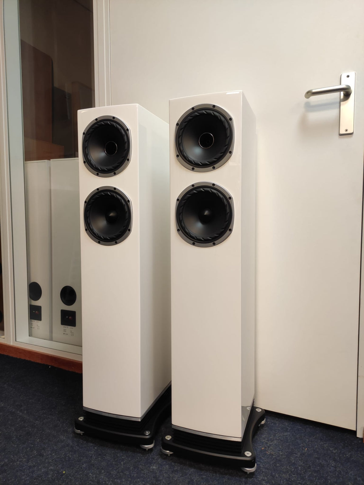 Fyne Audio F501