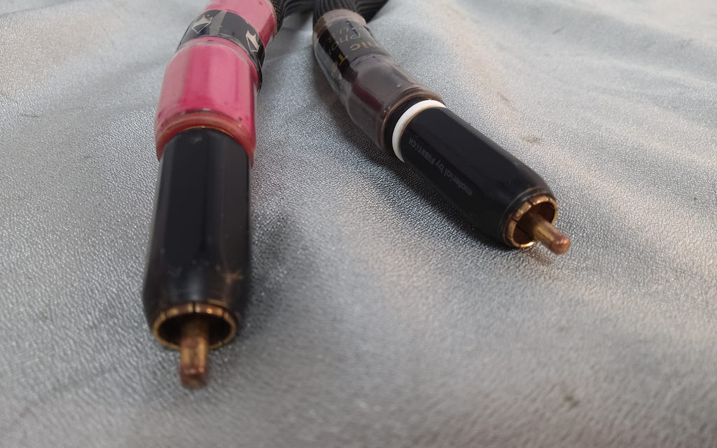 Harmonic Technology Magic Phono