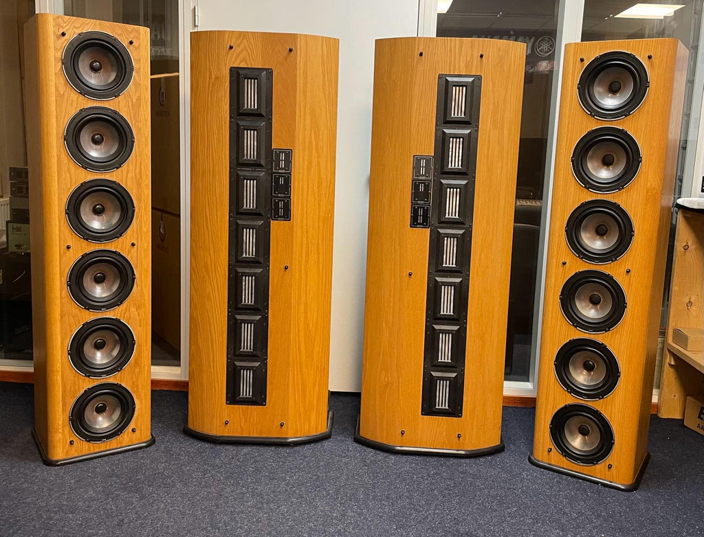 Infinity RS-1