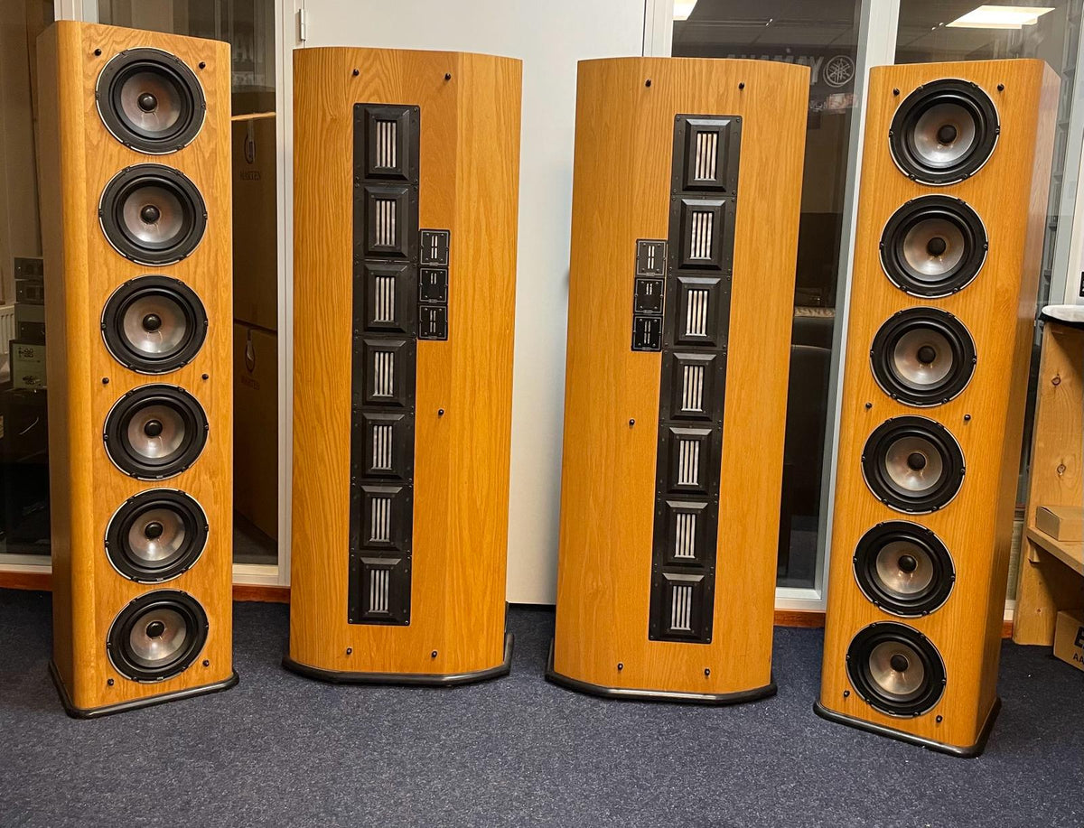 Infinity RS-1