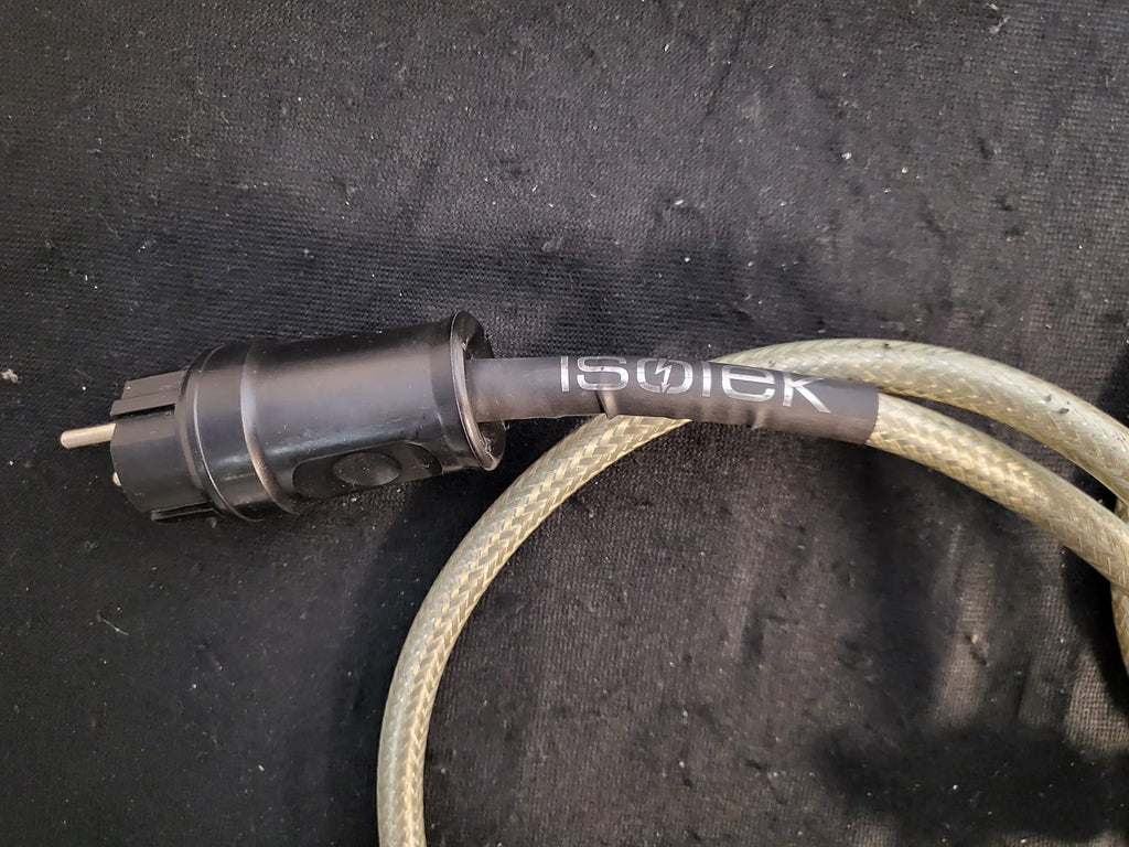 IsoTek Titan