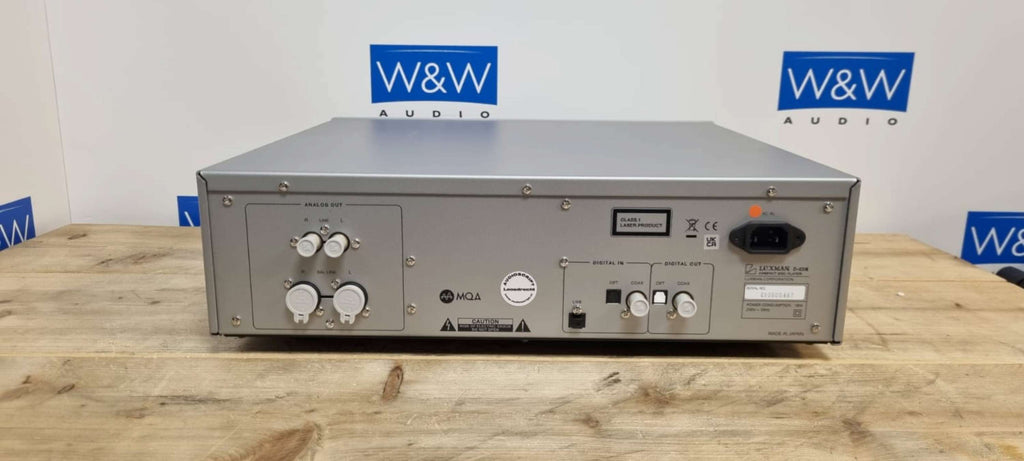 Luxman D03 X