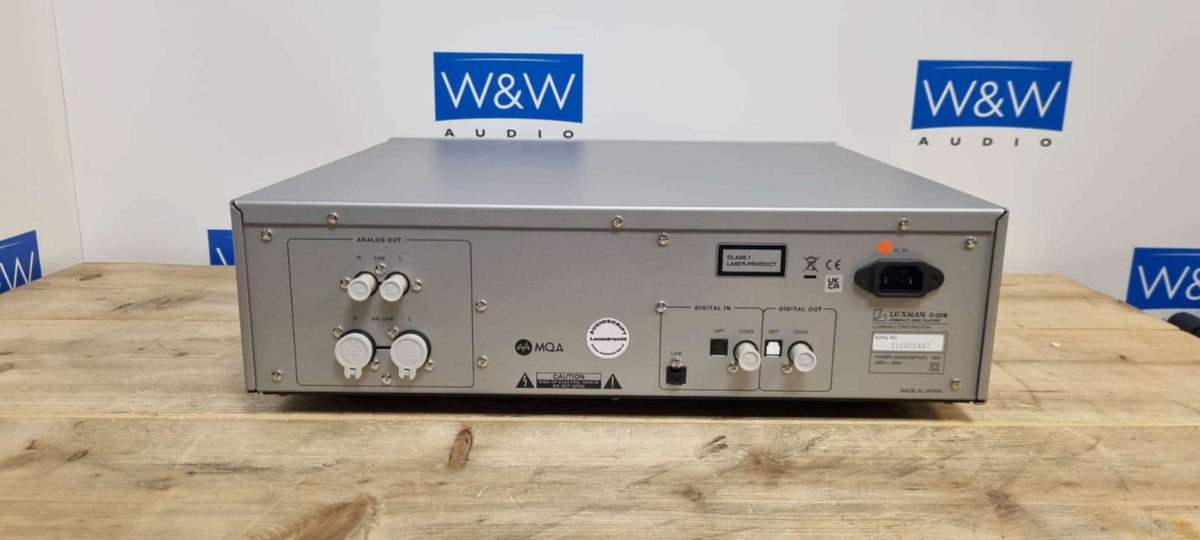 Luxman D03 X