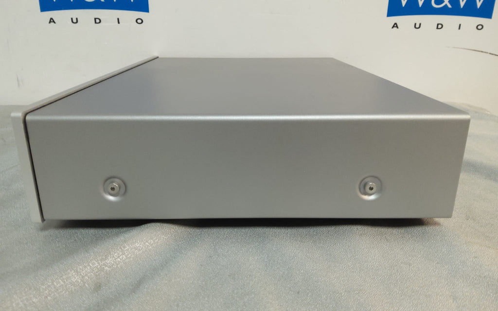 Luxman P-200
