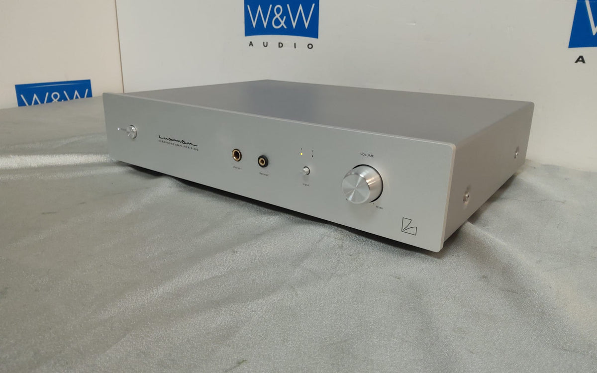 Luxman P-200