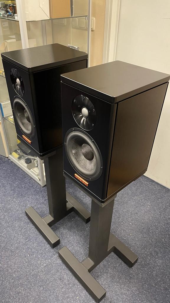 Magico A-1