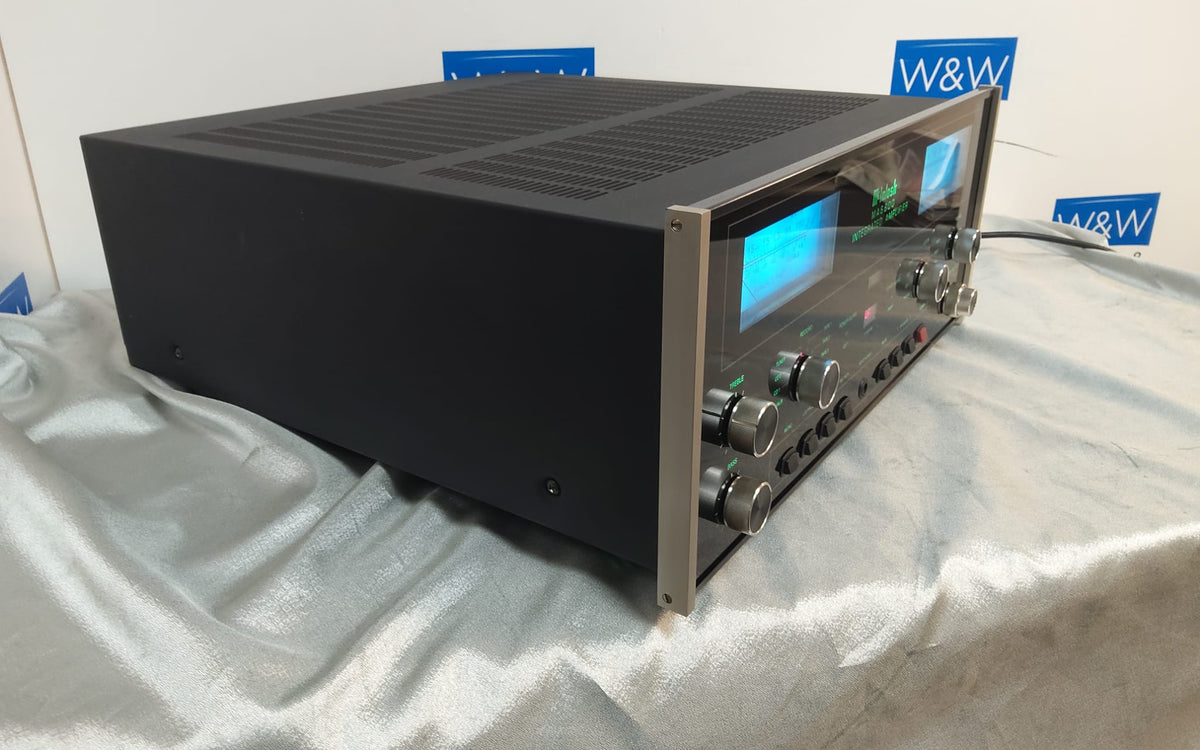 McIntosh MA6800