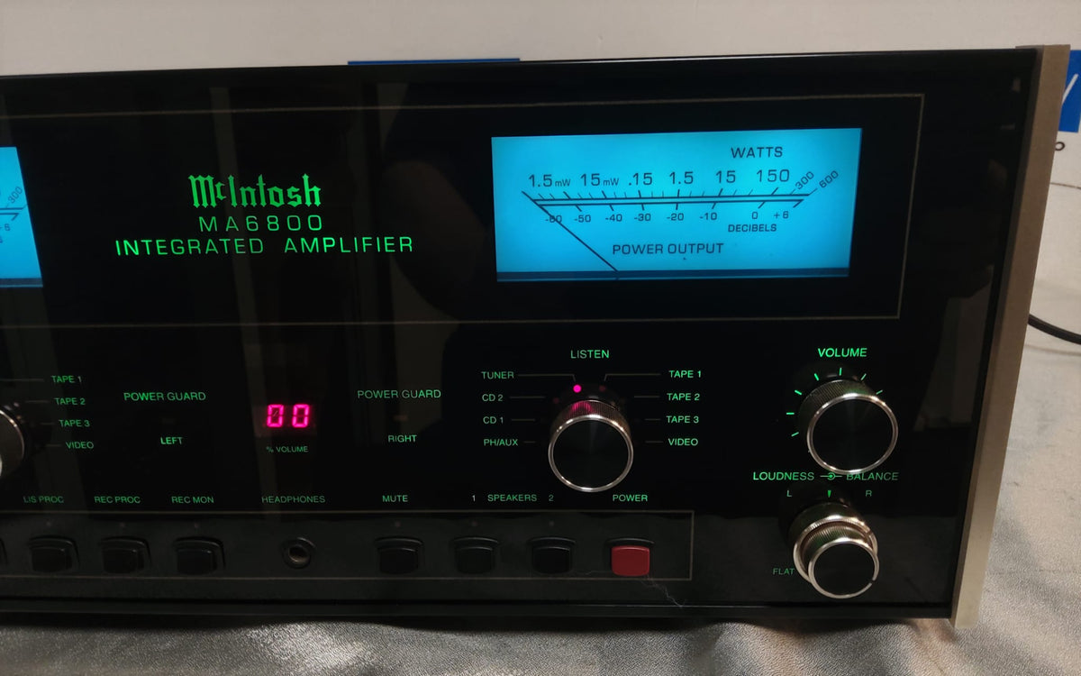 McIntosh MA6800