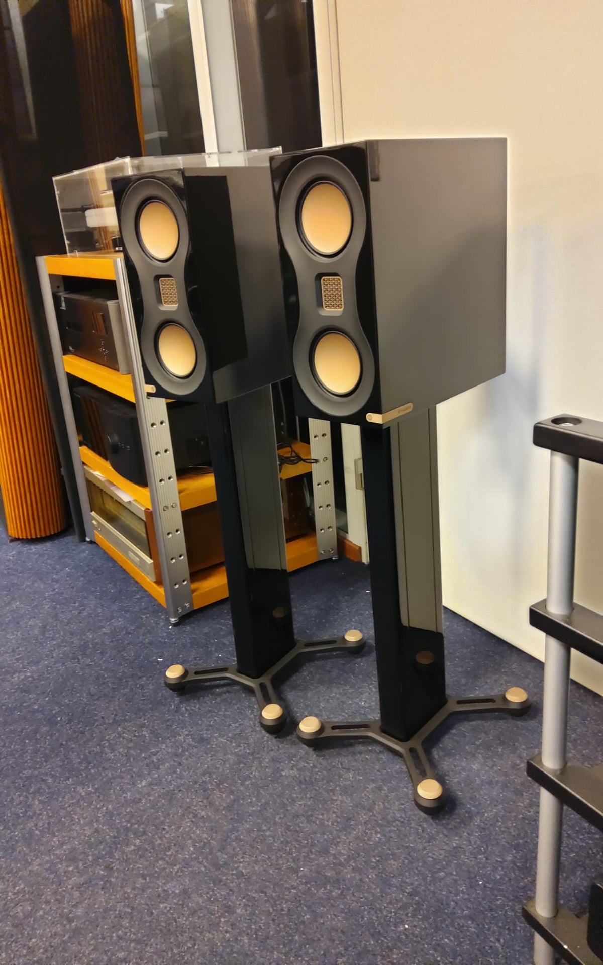 Monitor Audio Studio 89