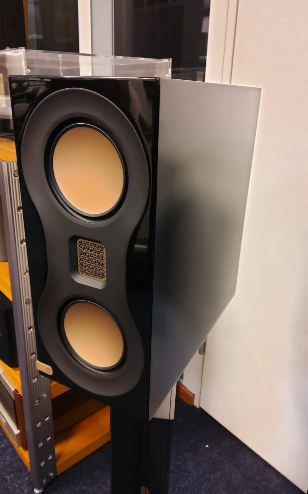 Monitor Audio Studio 89