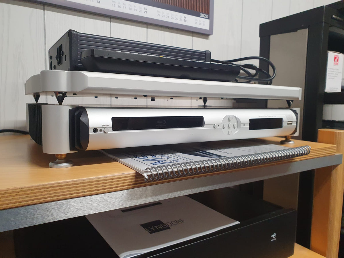 MSB The Analog DAC and Power Supply