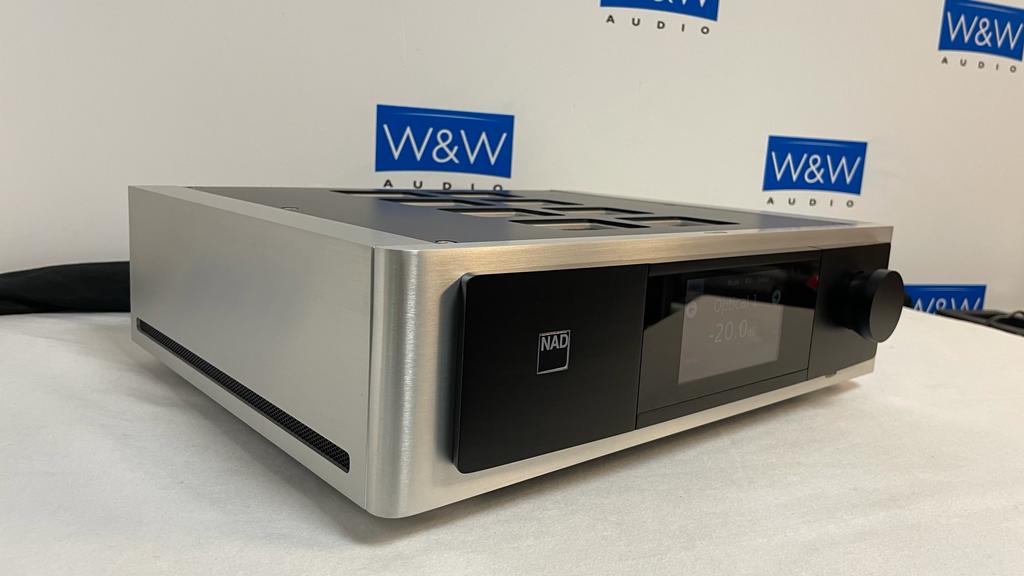 NAD M-12
